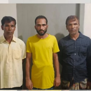 পুলিশের ধাওয়ায় পণ্ড আওয়ামী লীগের মিছিল, আটক ৫