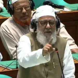 স্বরাষ্ট্রমন্ত্রীকে ‘হাল জামানার মুফতি’ বললেন জামায়াতের এমপি