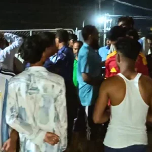 জামালপুরে লোডশেডিংয়ের প্রতিবাদে বিদ্যুৎ কেন্দ্রে বিক্ষোভ-ঘেরাও