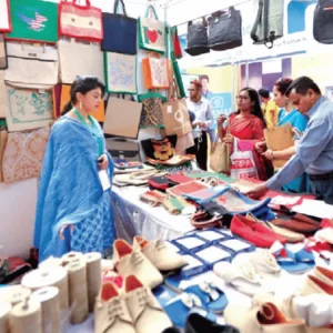 ক্ষুদ্র ব্যবসায়ীদের ওপর বসছে না প্যাকেজ ভ্যাট, তামাকের করও শিথিল