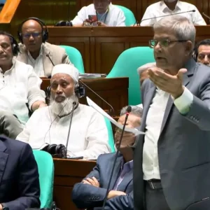 ৭১ এর ভূমিকার জন্য একবারও ক্ষমা চাইলেন না : জামায়াতকে মির্জা ফখরুল
