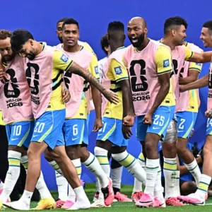 ২০০২ এর পর আবারও নকআউটে দুর্দান্ত প্রত্যাবর্তন ব্রাজিলের