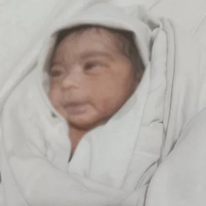 মুন্সীগঞ্জে স্বাস্থ্য কমপ্লেক্সের ঝোপে মিলল জীবিত নবজাতক