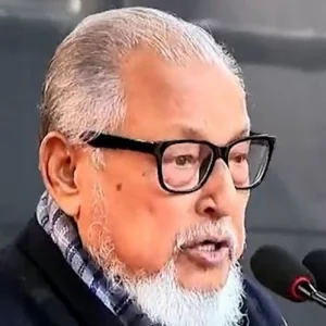 হাসপাতালে ভর্তি নজরুল ইসলাম খান, ভিড় না করার আহ্বান চিকিৎসকদের