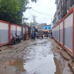 চার বছরেও শেষ হয়নি সড়ক সংস্কার, ক্ষোভে ফুঁসছে কয়রাবাসী