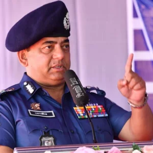 দুদকের মামলায় সাবেক আইজিপি বেনজীরের বিরুদ্ধে আরও ১৪ জনের সাক্ষ্য গ্রহণ