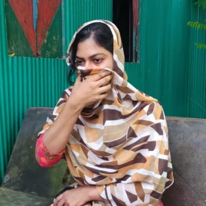 ‘হয় সে আমাকে বিয়ে করবে, না হয় এই বাড়িতেই আমার মৃত্যু হবে’