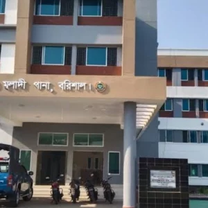 ত্রাণের ২০ পার্সেন্ট না পেয়ে ইউপি কর্মকর্তাকে পেটালেন ছাত্রদল নেতা, থানায় অভিযোগ