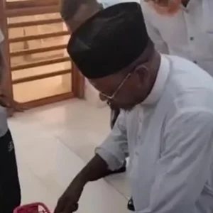 সরকারি সাইকেল নাতনিকে উপহার, সমালোচনার মুখে ফেরত দিলেন জামায়াত নেতা