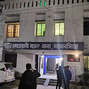 পরীক্ষা শুরুর চার ঘণ্টা আগে বহুতল ভবন থেকে এইচএসসি পরীক্ষার্থীর লাফ