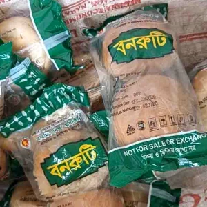 ভূরুঙ্গামারীতে স্কুল ফিডিংয়ের রুটিতে মিললো ছত্রাক