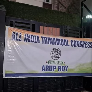 মমতার তৃণমূল কার্যালয় বিদ্রোহীদের দখলে, নতুন সভাপতি ঘোষণা