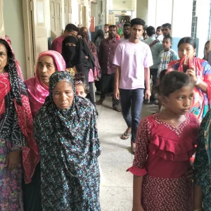 নীলফামারীতে বিদ্যুৎস্পৃষ্ট হয়ে দুই শ্রমিকের মৃত্যু