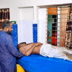 হাত-পা বেঁধে জামায়াত নেতাকে মারধর করে টাকা লুট