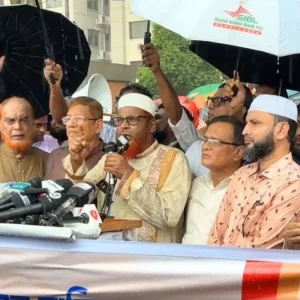 গণভোটের রায় বাস্তবায়ন না হলে রাজনীতি সংঘাতের দিকে যেতে পারে: পরওয়ার