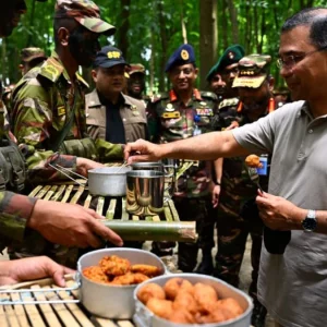 দেশের জনগণ সেনাবাহিনীর ওপর গভীর আস্থা রাখে: প্রধানমন্ত্রী