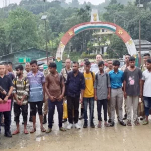 অবৈধভাবে ভারতে অনুপ্রবেশ, সাজা শেষে ফিরলেন ১০ বাংলাদেশি
