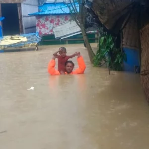 উখিয়া–টেকনাফের রোহিঙ্গা ক্যাম্পে তিন দিনে ১০ জনের মৃত্যু, ক্ষতিগ্রস্ত ১৬ হাজার