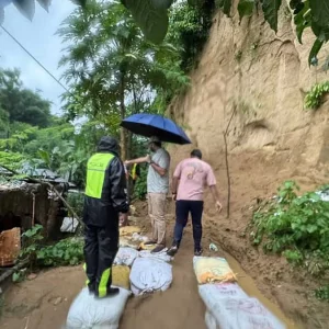 ভারি বর্ষণে রাঙ্গুনিয়ায় পাহাড় ধসে নারীর মৃত্যু, আহত ২