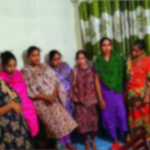 সিরাজগঞ্জে ছিনতাই চক্রের ১১ নারী সদস্য গ্রেপ্তার