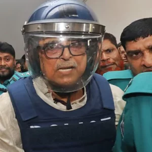 শিক্ষক নিয়োগে দুর্নীতির মামলায় রাশেদ খান মেনন গ্রেপ্তার