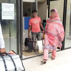 পুশইনের শিকার ৪ ভারতীয় নাগরিককে তল্পিতল্পাসহ পাঠানো হলো নিজ দেশে