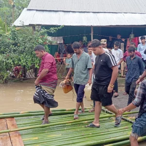 তিন দিন পর সেনাবাহিনীর সহায়তায় সাজেক ছাড়লেন আটকে পড়া সব পর্যটক