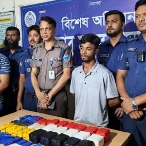 কক্সবাজারে ঢাকাগামী বাস থেকে ৯২ হাজার পিস ইয়াবা উদ্ধার, হেল্পার গ্রেপ্তার