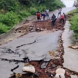 চট্টগ্রামের পাঁচ জেলায় ভূমিধসের সতর্কতা