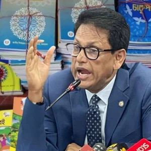 ২০২৭ শিক্ষাবর্ষে শিক্ষার্থীদের ‘আকর্ষণীয়’ পাঠ্যবই দিবে সরকার: শিক্ষামন্ত্রী