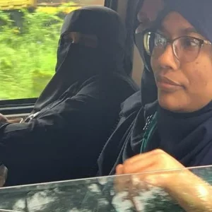 সিলেটে বিমান থেকে নামিয়ে যুক্তরাজ্যগামী নারীকে গ্রেপ্তার