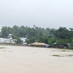 ভারী বৃষ্টিতে রোহিঙ্গা ক্যাম্পের নিম্নাঞ্চলে থাকা ঘর ফের তলিয়ে গেছে