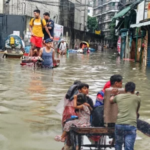 ঢাকায় বৃষ্টির তীব্রতা কমে এলেও বাড়বে উত্তরবঙ্গে: আবহাওয়া অধিদপ্তর