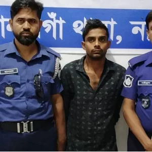 লুট হওয়া ৭৫০ কার্টন সয়াবিন তেল উদ্ধার, গ্রেপ্তার যুবক