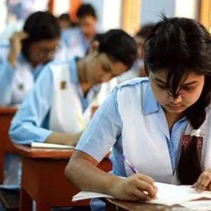 চট্টগ্রাম বোর্ড ছাড়া সব বোর্ডের এইচএসসি পরীক্ষা নির্ধারিত সময়েই অনুষ্ঠিত হবে