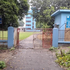 শিশু পরিবার থেকে বিদায়ের পর কোথায় যাবে তারা? অনিশ্চয়তায় পাঁচ তরুণ