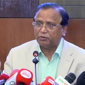 'ঢাকায় জলাবদ্ধতার প্রধান কারণ পলিথিন, ব্যবহার না কমলে সংকট কাটবে না'