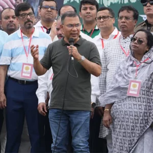 আসুন মিলেমিশে দেশের জন্য কাজ করি : প্রধানমন্ত্রী