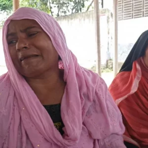নওগাঁয় শোবার ঘর থেকে স্বামী-স্ত্রীর লাশ উদ্ধার