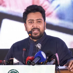 দেশের আইনশৃঙ্খলা পরিস্থিতির উন্নতিতে স্বরাষ্ট্রমন্ত্রীর তৎপরতা নেই: নাহিদ ইসলাম