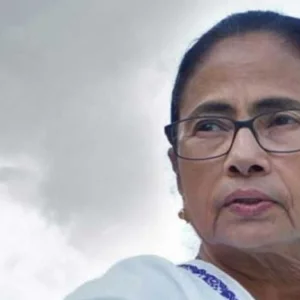 আরও নিঃসঙ্গ মমতা, এবার দীর্ঘদিনের ঘনিষ্ঠ মদন মিত্রও হাত ছাড়লেন