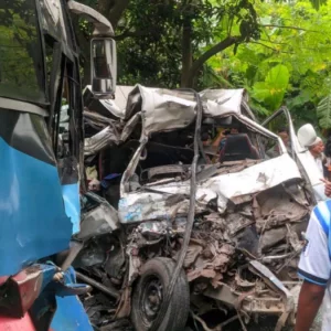 নাতনির মরদেহ আনার সময় সড়ক দুর্ঘটনায় প্রাণ ঝরলো নানিসহ দুইজনের