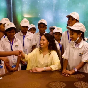 ‘মেধাবী তরুণ-তরুণীর কোনো অভাব নেই বাংলাদেশে’