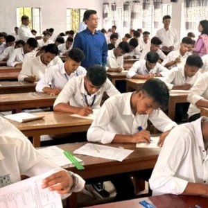 এইচএসসি পরীক্ষার পদার্থবিজ্ঞানের প্রশ্নে যে দুটি ভুল ছিল