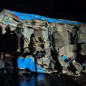 উগান্ডায় স্কুলবাস খাদে পড়ে ২১ জনের প্রাণহানি