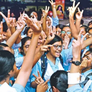 ষষ্ঠ-স্নাতক শিক্ষার্থীরা পাবেন ৫০ হাজার টাকা পর্যন্ত চিকিৎসা অনুদান, যেভাবে আবেদন