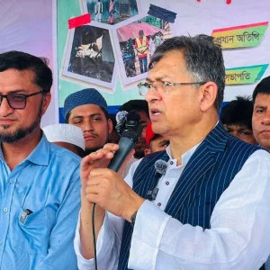 পানি উন্নয়ন বোর্ড নয়, স্লুইস গেট দেখবে স্থানীয় প্রশাসন: স্বরাষ্ট্রমন্ত্রী