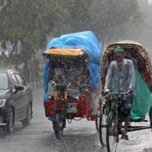 মৌসুমি বায়ু সক্রিয়, ৫ দিন দেশজুড়ে টানা বৃষ্টির পূর্বাভাস