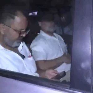অবশেষে খোঁজ মিলল রাহুল গান্ধীর, বাসায় ফিরেছেন প্রিয়াঙ্কাও