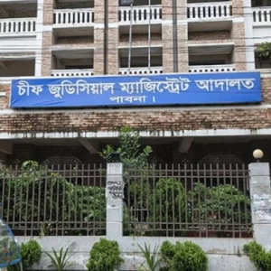 দুদকের মামলায় বাবা-স্ত্রীসহ খাদ্য অধিদপ্তরের কর্মচারীর কারাদণ্ড